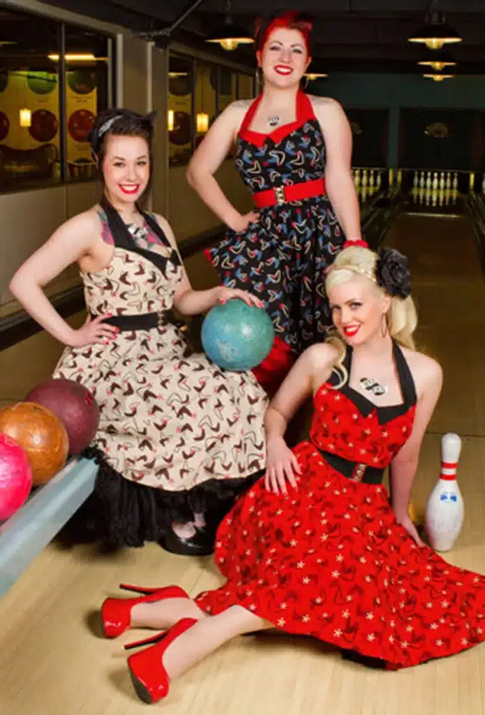 key elements of rockabilly fashion - retro dresses for ladies with contrasting trims