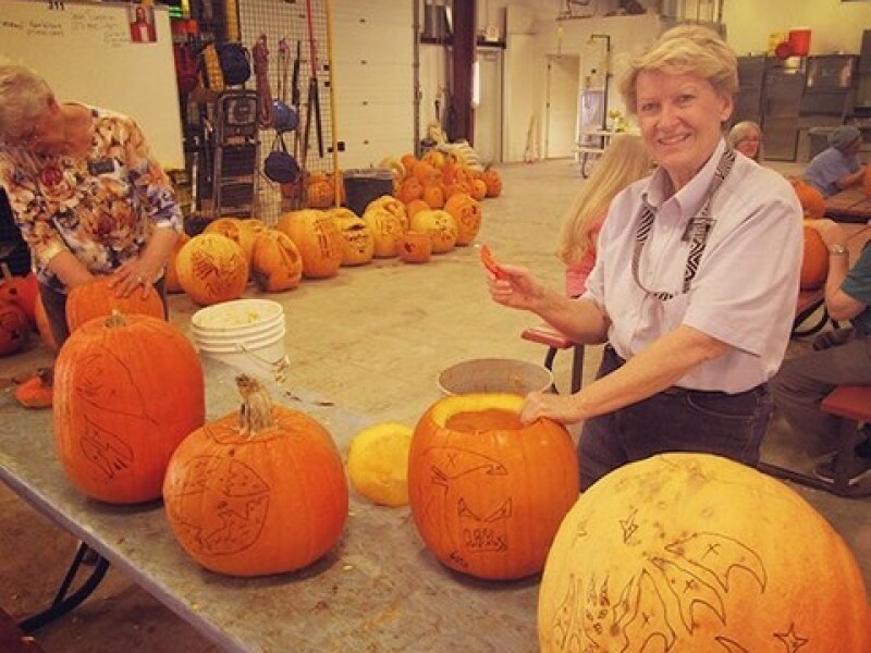 Community working together making bespoke jack o lanterns