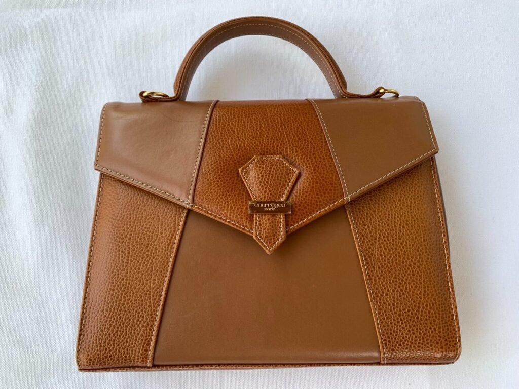 courreges handbag in brown leather circ 1950's